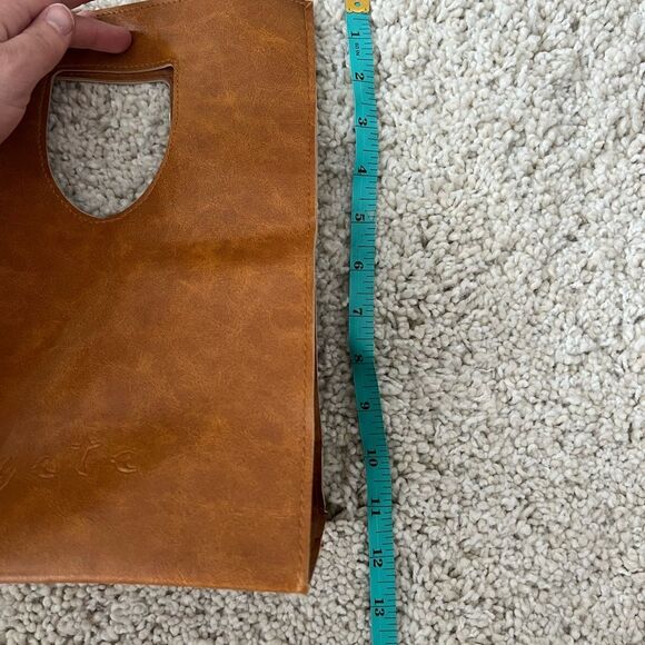 Japan Agete Vegan Leather Bag - Picture 8 of 8